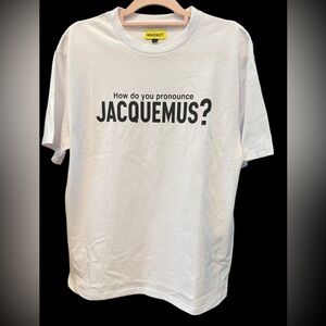 Market | How Do You Pronounce T-Shirt (M)